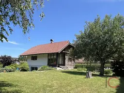 Ausgesprochen urig-entzückendes Wohnhaus in ruhiger Lage