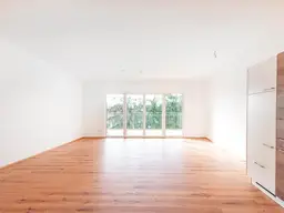 Moderner Erstbezug im Dachgeschoss