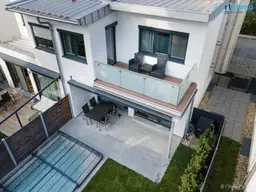 IHR SOMMERREFUGIUM:- EDLES REIHENHAUS MIT POOL UND STELLPLATZ in ruhiger LAGE