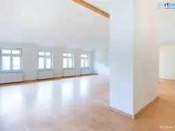 HELLE UND GROSSZÜGIGE 4 ZIMMERWOHNUNG IN IDYLLISCHER LAGE MIT GARTEN UND GARAGENPLATZ- PROVISIONSFREI