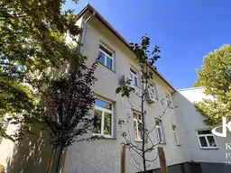 Einzelbüro oder mehrere Büroräume, flexible Raumaufteilung, Stellplätze möglich!