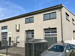Moderne Halle mit Büro, 111m², Werkstatt möglich!