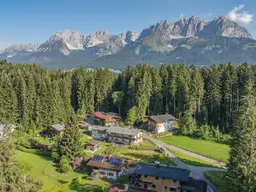 Grundstück mit Baugenehmigung für ein exklusives Chalet