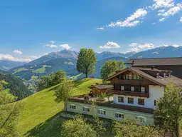 Anwesen mit einer der größten privaten Schutzanlagen - zwischen Innsbruck &amp; Kitzbühel
