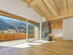 Neubau-Penthouse mit Panorama-Ausblick in sonniger Lage