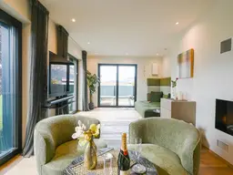 Luxus-Garten-Maisonette &amp; Wellnessbereich mit Pool