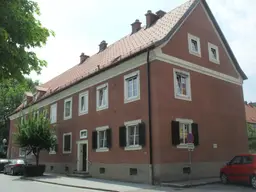 2-Zimmer-Wohnung, Top 53