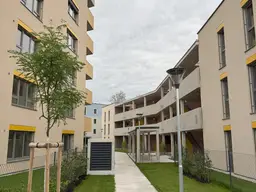 ERSTBEZUG 4-Zimmer-Wohnung mit Terrasse und Garten, Top 1