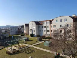 3-Zimmer-Wohnung, Top 12
