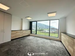 Neubau G7 Gewerbepark: Moderne Bürofläche in Kaprun zu vermieten