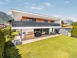 Mieming: Neuwertiges Passivhaus in unverbaubarer Lage
