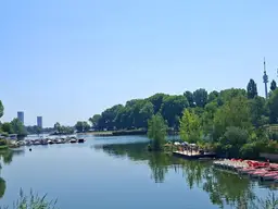 helle, adaptierungsbedürftige 3 Zimmer Wohnung an der Oberen Alten Donau