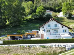 Wohnhaus mit eigener Wasserquelle!