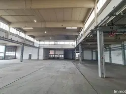 Lagerhalle mit 2.008 m² nahe Oberndorf zu mieten