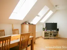 MIETE: Tolle 2-Zimmer-Dachgeschoßwohnung im Zentrum von Seekirchen am Wallersee