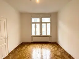 Sanierte 4-Zimmer-Wohnung mit 2 Balkonen in Gries - Provisionsfrei!