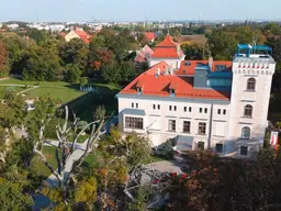 Wien-Südost: Geschichtsträchtiges Schloss, perfekt saniert