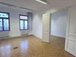 Klimatisierte Bürofläche mit Balkon auf der Mariahilfer Straße | 1060
