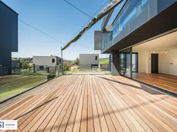 The Unique Villen: Exklusive Villa in wunderschöner Grünruhelage mit Outdoor-Pool &amp; Sauna