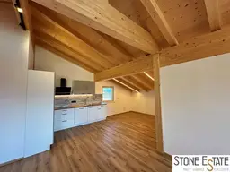 Obermieming - 2-Zimmer-Wohntraum im Dachgeschoss mit Sichtdachstuhl