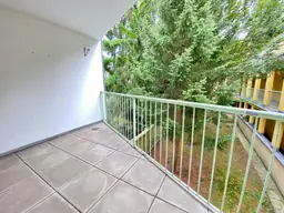 GRÜN-RUHELAGE | SCHICKE 2-ZIMMER WOHNUNG MIT GRÜNBLICK | LOGGIATRAUM | DORNBACHER STRASSE