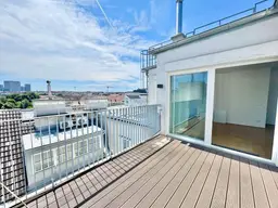 TOPLAGE NÄHE THERESIANUM | EXKLUSIVE, HELLE 4-ZIMMER MIT TERRASSE | U-BAHN-NÄHE