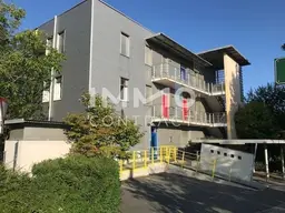 WALTENDORF- SONNENHANG: SCHÖNE HELLE MODERNE 2 ZIMMERWOHNUNG MIT WESTBALKON UND CARPORT