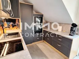 Sehr gepflegte und möblierte Eigentumswohnung im Dachgeschoss mit Balkon - Stadtrand von Waidhofen