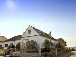 Wohnjuwel in Höhenlage - Einzigartiges Einfamilienhaus mit Garten-Oase in Oberwarts Bestlage