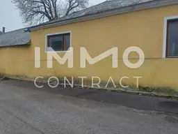 WOHNHAUS MIT ARZTPRAXISHORN NÄHE!
