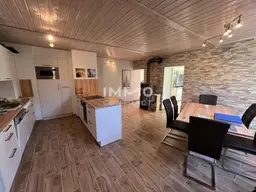 Modernisierte Doppelhaushälfte mit 175 m², 7 Zimmern, Terrasse &amp; 3 Stellplätzen in Riedenthal