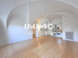 3-Zimmer Wohnung am Stadtplatz mit großer Terrasse auch als Wohngemeinschaft geeignet!