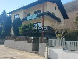 MEHRFAMILIENHAUS IN FURTH BEI GÖTTWEIG!