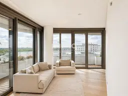 DANUBEFLATS: Erstbezug - Premium Living mit Pool, Fitness &amp; Wellness