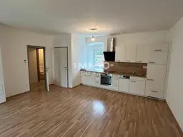 Tolle 2-Zimmer Wohnung mit eigenen kleinen Grünbereich