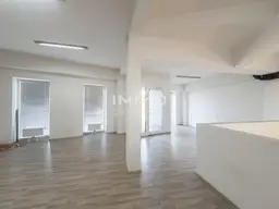 Geschäftslokal mit Potenzial auf zwei Ebenen – ca. 143 m² mit zwei separaten Zugängen