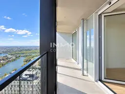 45. Etage - Die Aussicht gehört Ihnen: DC2 Tower: SKY RESIDENCES