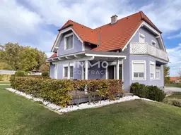 Ländliches Paradies mit XXL-Garten, Pool &amp; Traum-Küche nahe Maissau!