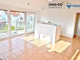 Sonnige, helle, zweigeschossige Terrassenwohnung mit zusätzlichem Balkon und Garten in Thermennähe