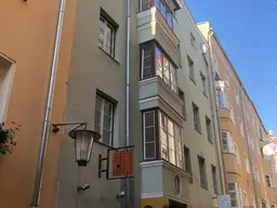 Wunderschöne 2 Zimmer-Balkonwohnung im Herzen der Innsbrucker Altstadt: Riesengasse 4 - W05