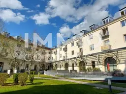 Elegante 3 Zimmer Maisonette mit Balkon in der Zollamtstraße 7 zu vermieten (inkl. Fernwärme-Akonto)