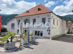 EINZIGARTIGES BETRIEBSBEREITES HOTEL-BAR-RESTAURANT AM HAUPTPLATZ