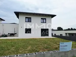 ERSTBEZUG AB HERBST - elegante Doppelhaushälfte mit Garten und Garage