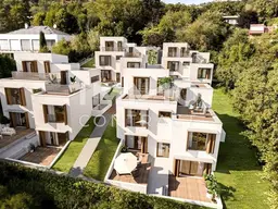 Architektonisches Meisterwerk im Grünen – Wohnen mit Stil und Weitblick in Hinterbrühl