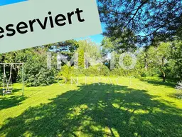 RESERVIERT! Parkähnliches, großes, traumhaftes Grundstück mit Altbestand in ruhiger Ortsrandlage