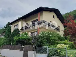 MEHRFAMILIENHAUS IN FURTH STEHT ZUM VERKAUF