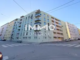 Ein Monat mietfrei! UNBEFRISTET und GEFÖRDERT! Neuwertige Drei- Zimmer- Wohnung mit Loggia