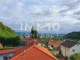 MEHRFAMILIENHAUS IN FURTH STEHT ZUM VERKAUF