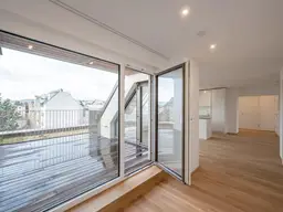 EDUART-Die Kunst des Wohnens: Hochwertiger 3-Zimmer DG-ZWEITBEZUG mit ca. 16m² Terrasse (10/24)