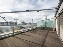 Absolute rarity in the Palais Hansen: Exclusive penthouse in prime location!